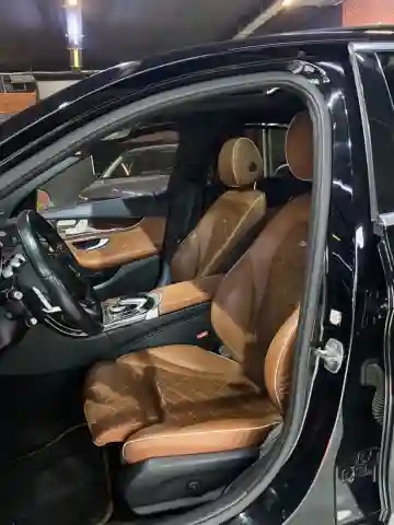 Mercedes Classe C 2017 - Vue 9