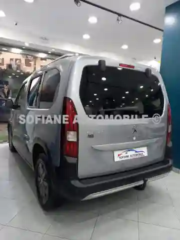 Peugeot Rifter 2023 Allure+toit Sans Adblue - Vue 2