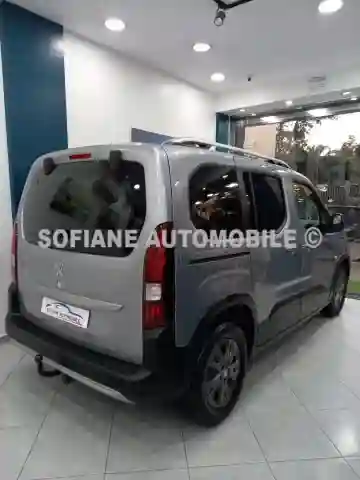 Peugeot Rifter 2023 Allure+toit Sans Adblue - Vue 4