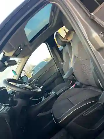 Renault Captur 2022 Luxe - Vue 3