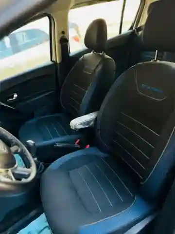 Dacia Sandero 2023 Stepway Extreme Plus - Vue 12