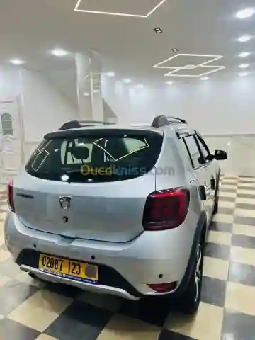 Dacia Sandero 2023 Stepway Extreme Plus - Vue 15