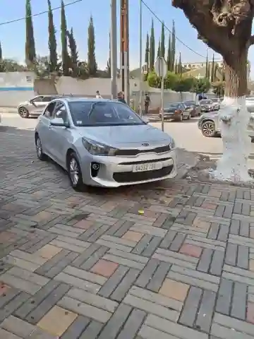 Kia Rio 2020 LX - Vue 1