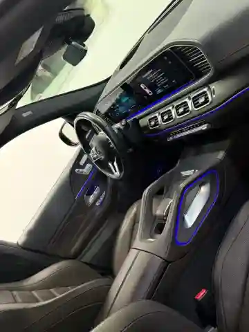 Mercedes GLE 300d 2023 KIT 63 - Vue 1