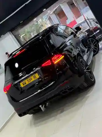 Mercedes GLE 300d 2023 KIT 63 - Vue 3