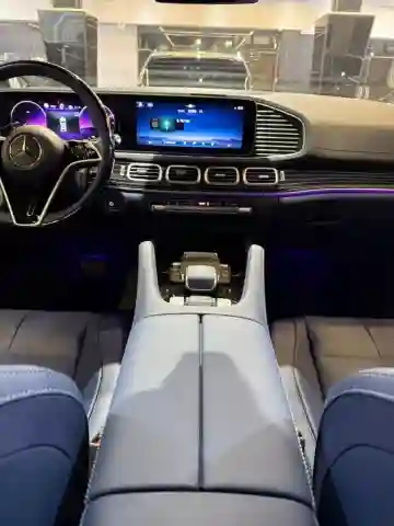 Mercedes GLE 300d 2025 4 Matic Signature Manufactur - Vue 2