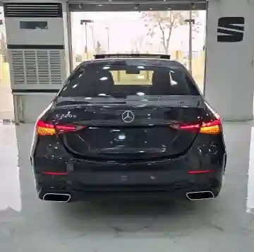 Mersedace C220d 2024 AMG - Vue 11