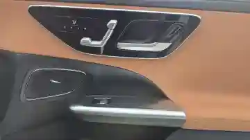 Mersedace C220d 2024 AMG - Vue 2