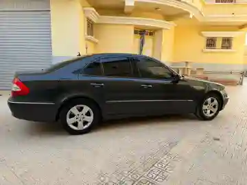 Mercedes Classe E 2003 Avantgarde - Vue 13