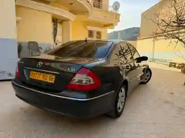 Mercedes Classe E 2003 Avantgarde - Vue 16