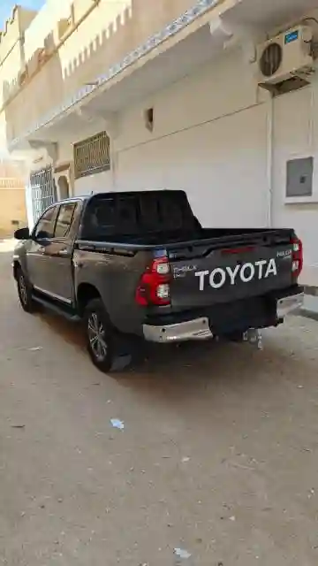 Toyota هليكس 2023 4x4 - Vue 9