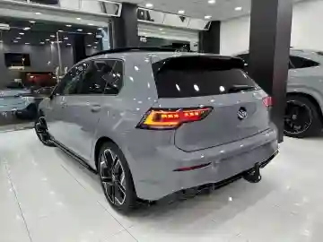Volkswagen Golf 8 Facelift 2025 Rline - Vue 17