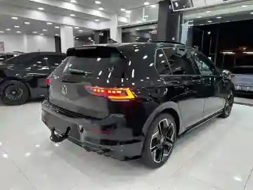 Volkswagen Golf 8 Facelift 2025 Rline - Vue 7