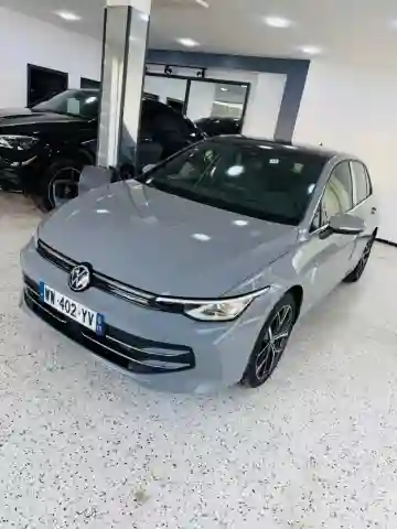 Volkswagen Golf 8 2025 - Vue 1