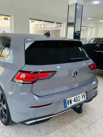 Volkswagen Golf 8 2025 - Vue 5