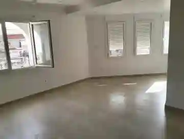 Location Niveau De Villa F4 Alger Dely Brahim - Vue 12
