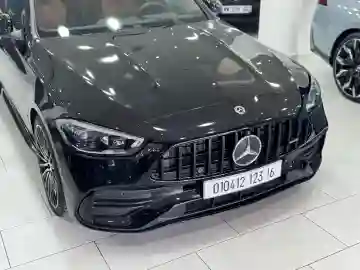 Mercedes Class C 2023 AMG 4 Matic - Vue 14