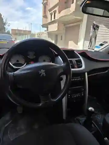 Peugeot 207 2012 207 - Vue 11