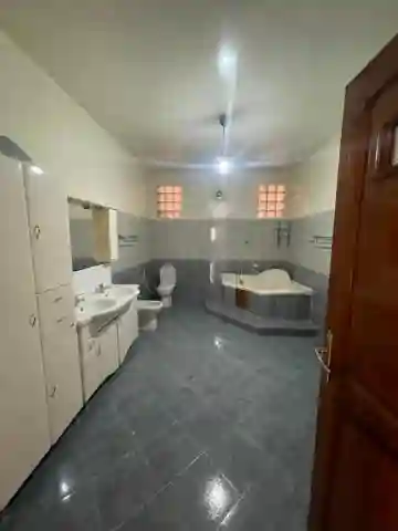 Location Niveau De Villa F5 Alger Ben Aknoun - Vue 3