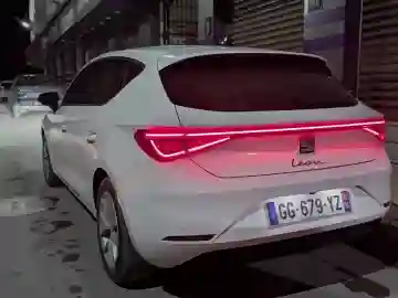 Seat Leon 2022 Leon - Vue 3