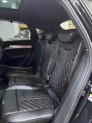 Audi Q5 2023 S_ Line - Vue 15