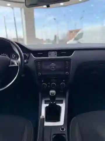 Skoda Octavia 2019 Clever - Vue 16