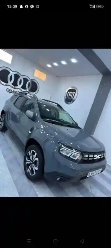 Dacia Duster 2023 - Vue 1