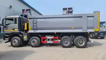 Howo Camion A Benne TX 8x4-22m3 2024 - Vue 4