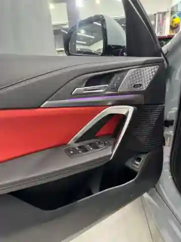 BMW X2 2025 Pack M - Vue 17