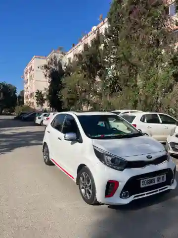 Kia Picanto 2018 Gt-line - Vue 8