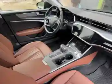 Audi A6 2023 S Line - Vue 19