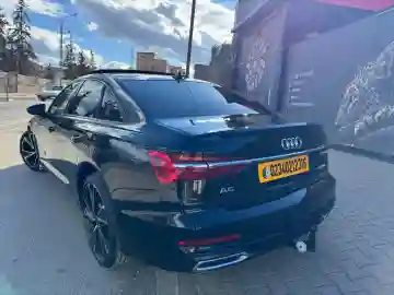 Audi A6 2023 S Line - Vue 2