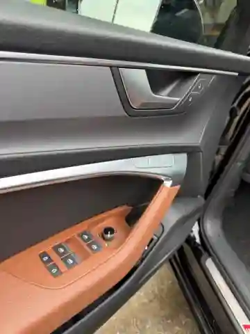 Audi A6 2023 S Line - Vue 3