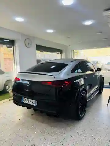Mercedes Gle 2023 300d - Vue 4