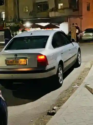 Volkswagen Passat 2000 Passat - Vue 3