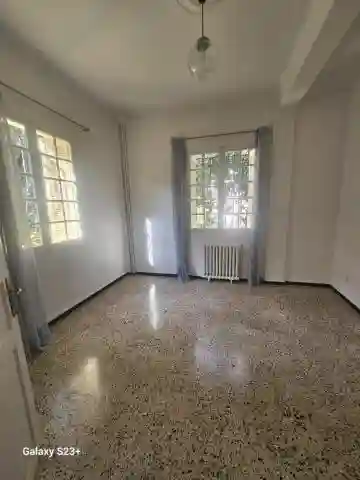 Location Niveau De Villa F5 Alger Dely Brahim - Vue 3