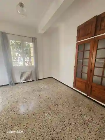 Location Niveau De Villa F5 Alger Dely Brahim - Vue 8