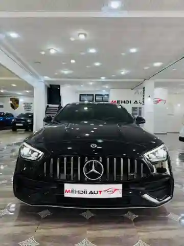 Mercedes Classe C 2022 220 AMG Line - Vue 1
