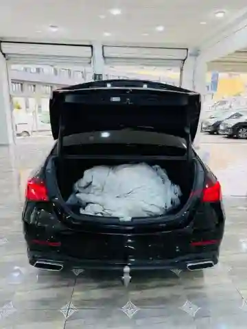 Mercedes Classe C 2022 220 AMG Line - Vue 12