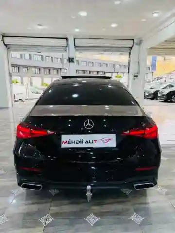 Mercedes Classe C 2022 220 AMG Line - Vue 9