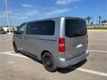 Peugeot Traveller 2025 Expert - Vue 15