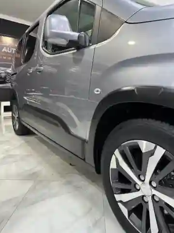 Peugeot Partner 2019 Partner - Vue 1