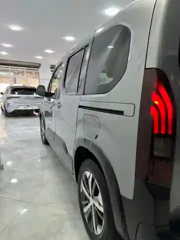Peugeot Partner 2019 Partner - Vue 18