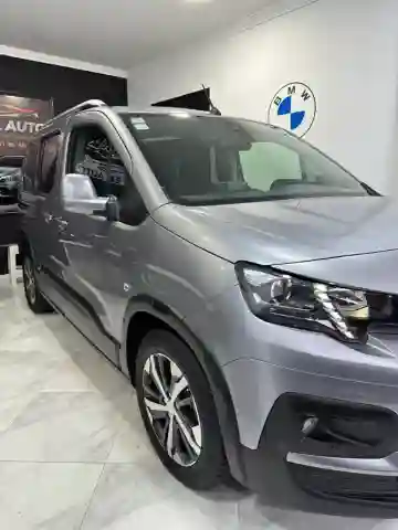 Peugeot Partner 2019 Partner - Vue 3