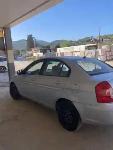 Hyundai Accent RB 5 Portes 2011 Préstige - Vue 12