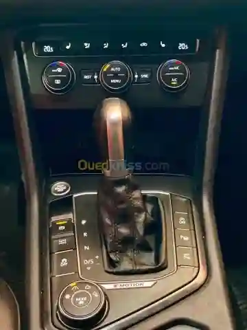 Volkswagen Tiguan 2018 R Line - Vue 8