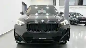 BMW X1 2023 M Sport - Vue 18