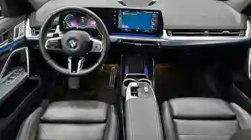 BMW X1 2023 M Sport - Vue 9