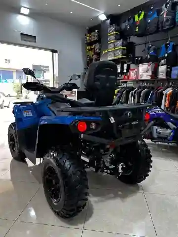 Can Am Outlander Max Xt 570 2023 - Vue 1