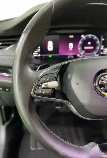 Skoda Octavia 2021 Style - Vue 6